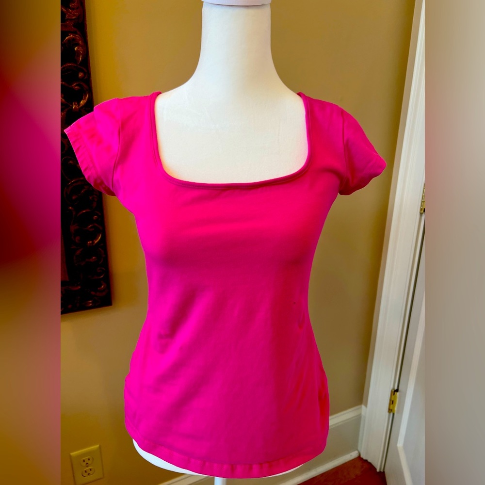 Venus square neck top